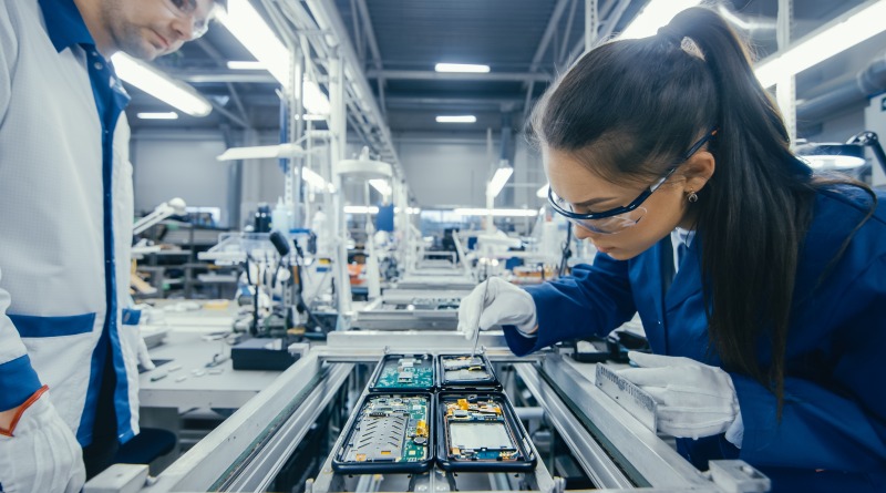 Những thách thức mà các nhà sản xuất phải đối mặt với việc kiểm tra PCB