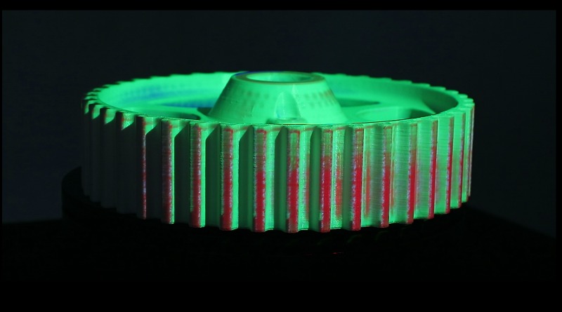 3D Scanner Projects Deviations Directly Onto Part Surface