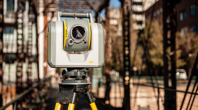 Total Station Merges High-Speed 3D Laser Scanning with Vision Imaging