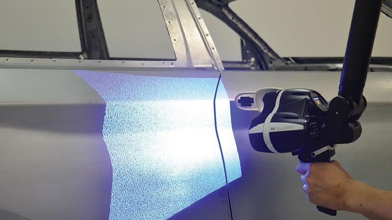 Ra mắt máy quét ánh sáng trắng 3D cánh tay di động