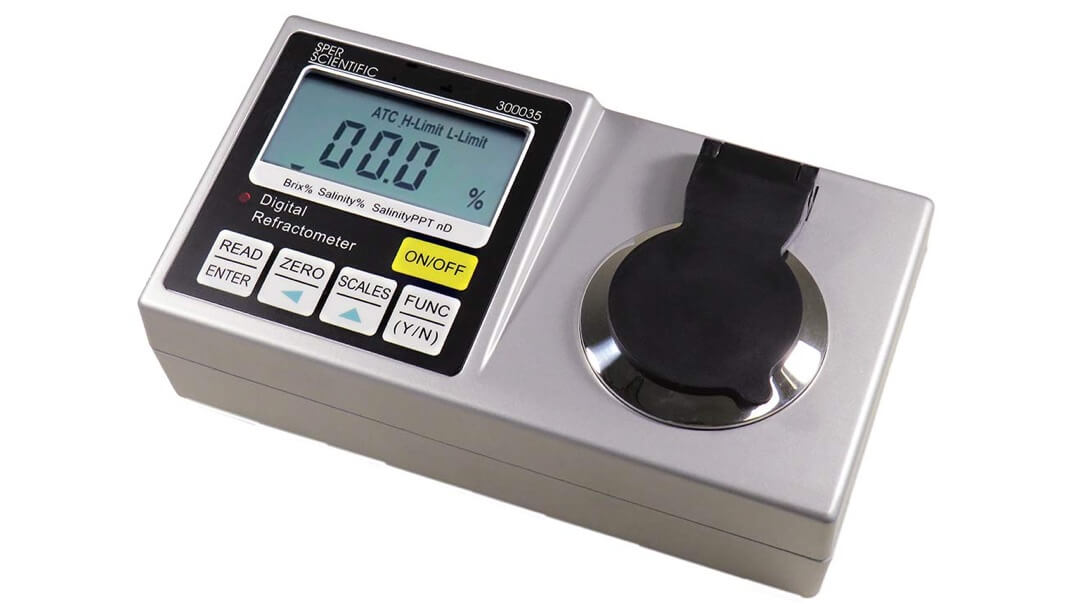 Khúc xạ kế đo độ mặn, ngọt 300035 – Sper Scientific